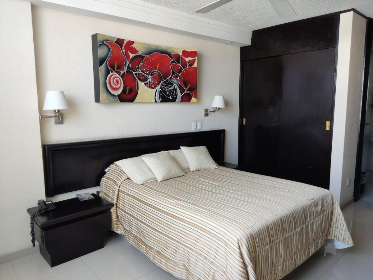 Hotel Mary Celaya Celaya  Exteriör bild