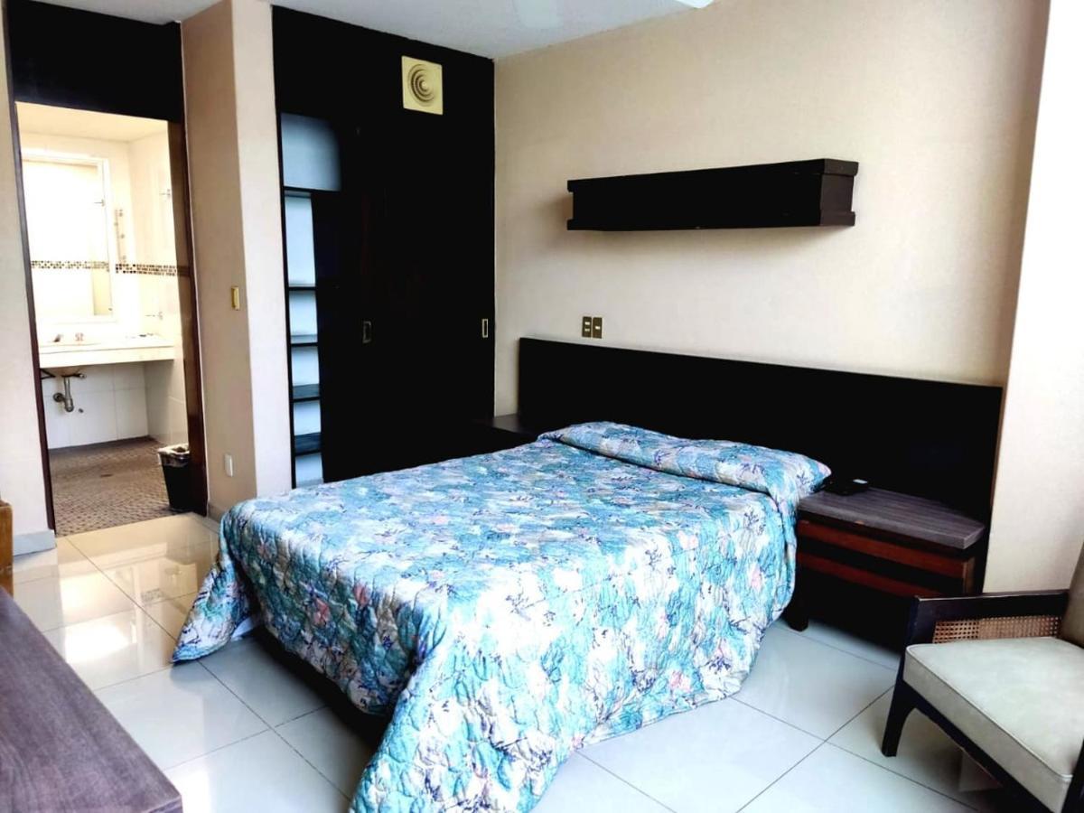 Hotel Mary Celaya Celaya  Exteriör bild